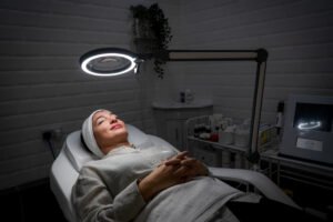 iQ ESD Magnifier + Professional Floorstand Bundle - Image 2